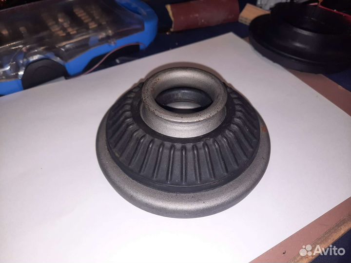 Опора амортизатора и подшик передней подвески Opel