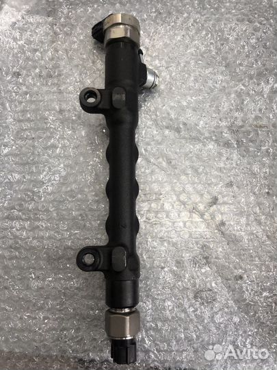 23810-0R041 рампа топливная тойота раф 4