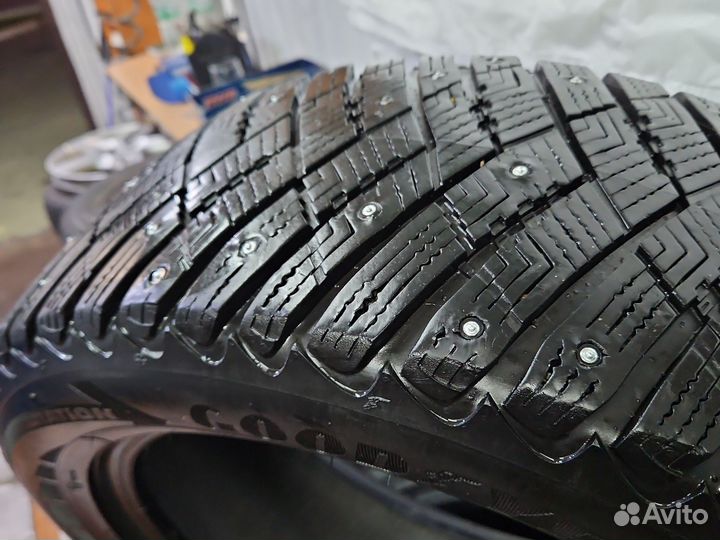 Goodyear Ultragrip Ice Arctic 225/55 R18