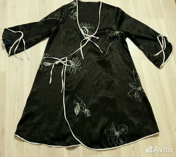 Халатик в отличном состоянии