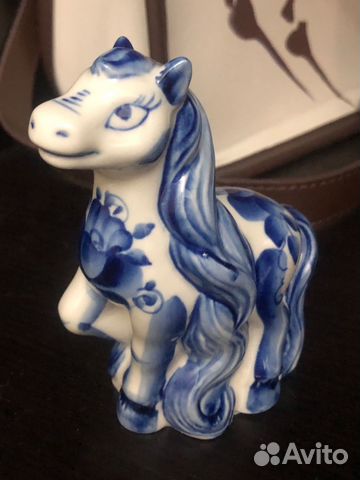 Фигурка гжель лошадка