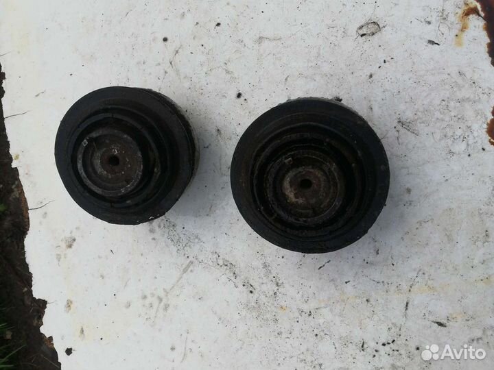 Подушка двигателя Мерседес W210