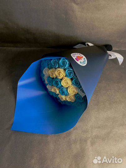 Розы из Белого Шоколада - 29 шт в Букете