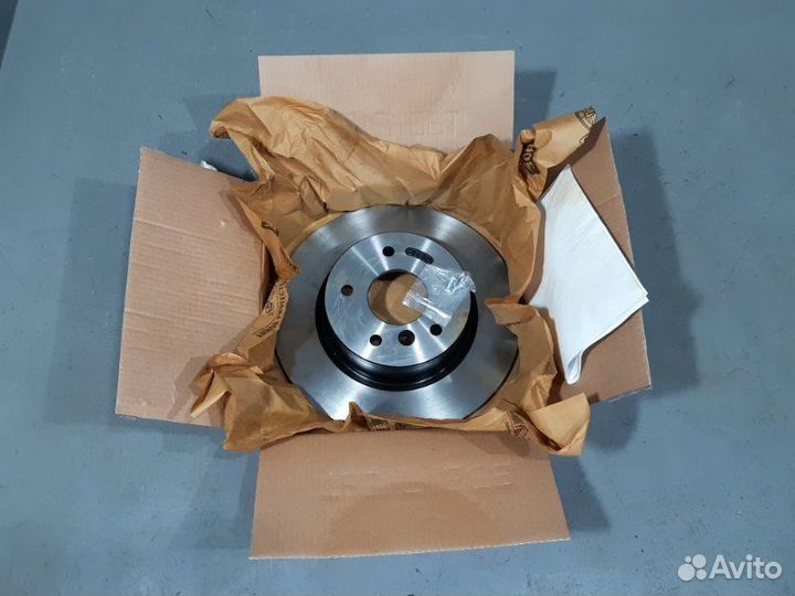 Диск тормозной задний Land Rover Discovery 1