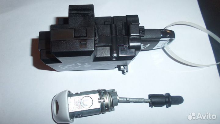 Замок зажигания Audi A5 8T ауди А5 8Т