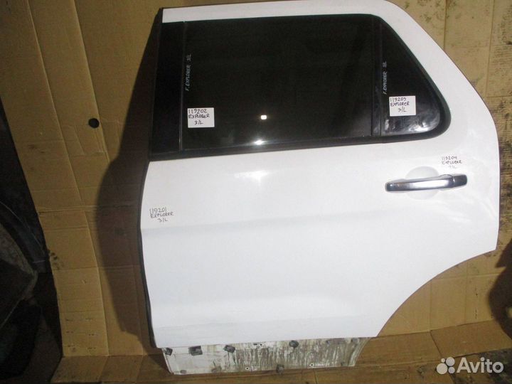 Дверь задняя левая Ford Explorer 5 (U502)