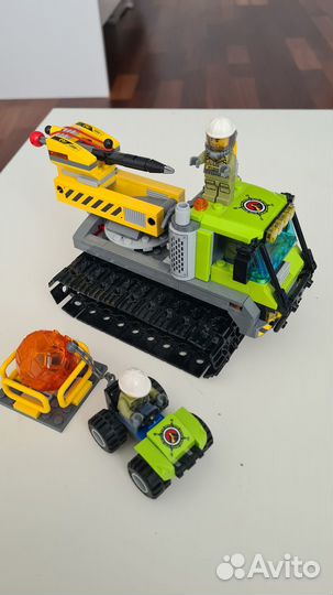 Lego city 60122. Вездеход исследователей вулканов