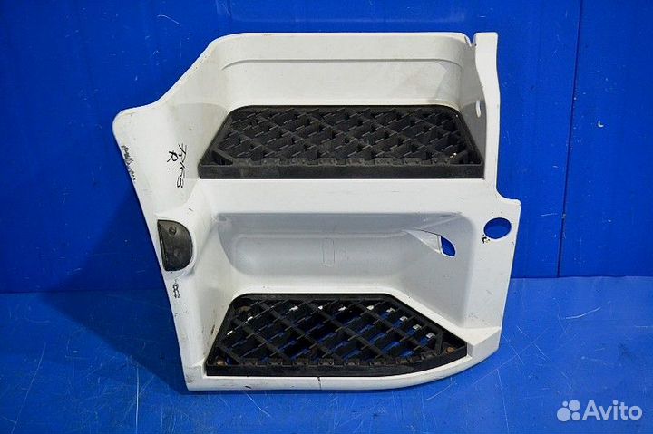 Корпус основной подножки, правый renault trucks Pr