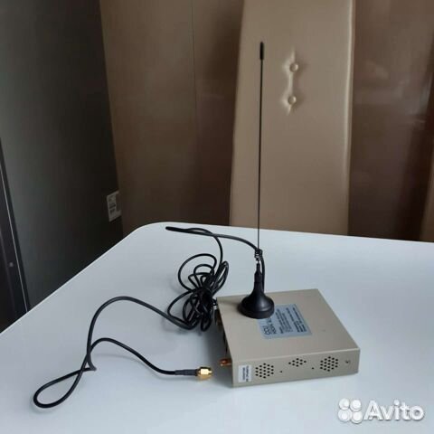 Модемы/роутеры 2шт. + Коммутатор D-Link DES-1050G