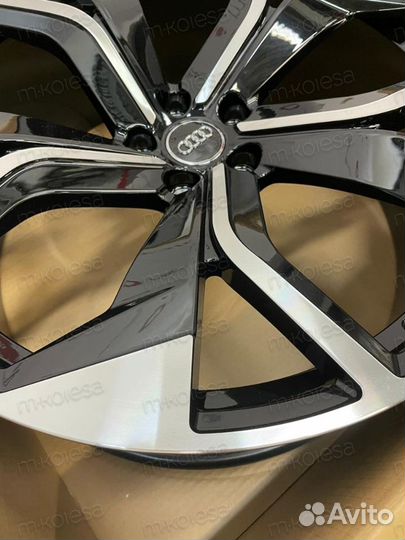 Диски Audi Q7 Q8 R22