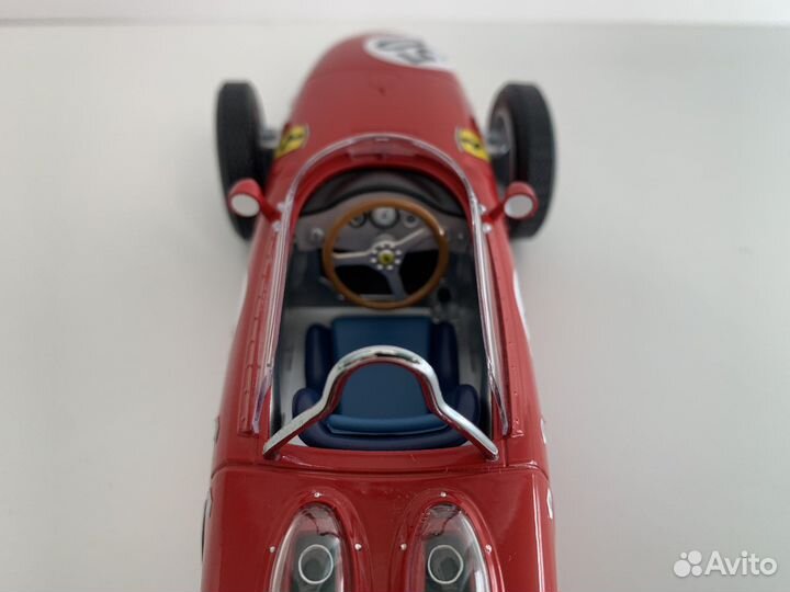 Модель 1:18 Ferrari 156/ 1961 год