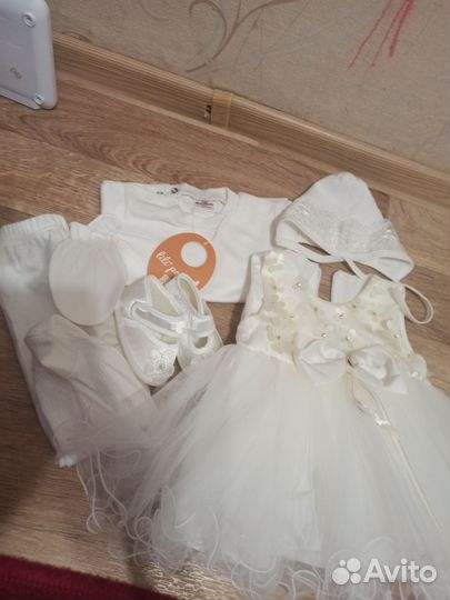Платье для новорожденной 62 новый