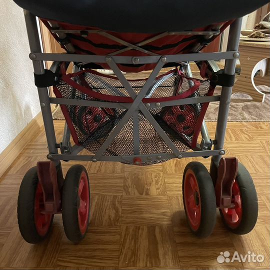 Прогулочная коляска трость