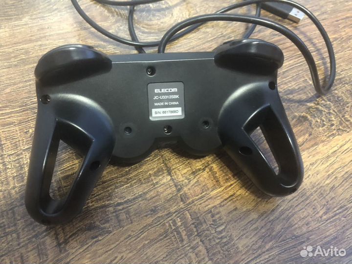 Геймпад Elecom