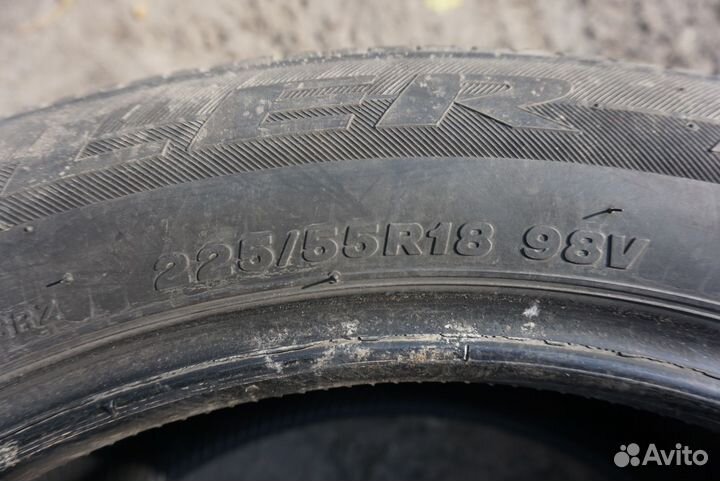 Bridgestone Dueler H/P Sport 225/55 R18 98V