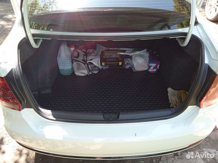 Volkswagen Polo 1.6 AT, 2017, 25 500 км