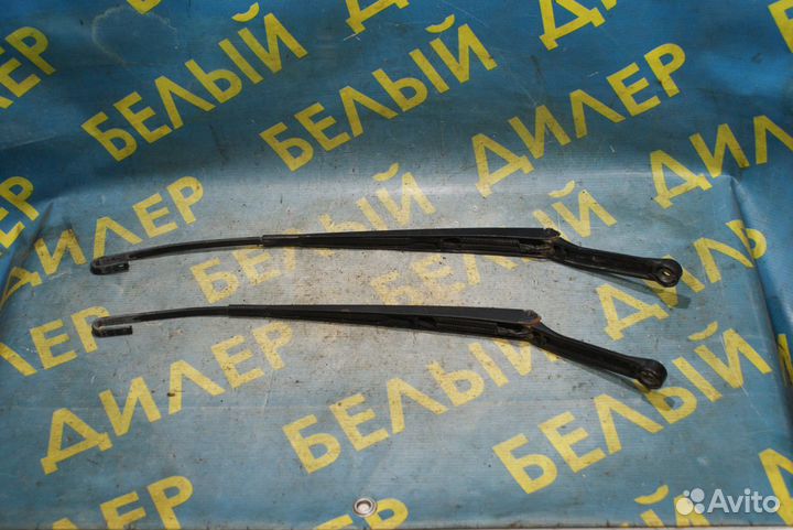 Поводки дворников передние audi A6 C5