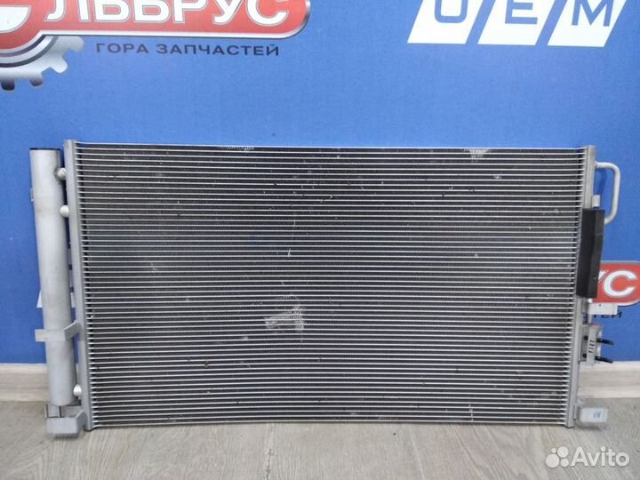 Радиатор кондиционера Hyundai Tucson 2 2015