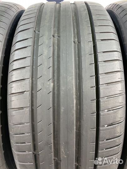 Michelin Pilot Sport 4 SUV 275/45 R21