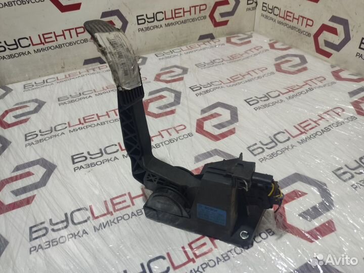 Педаль газа Вито 639 0281002563