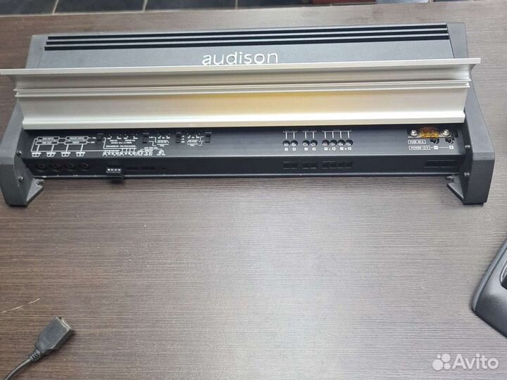 Усилитель Audison SRx3