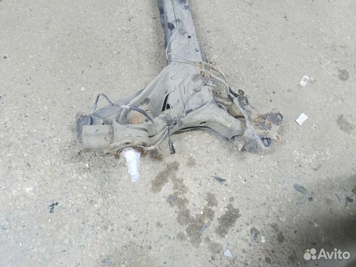 Задняя балка Рено Меган 2