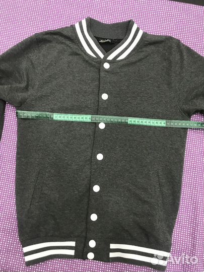 Бомбер серый для мальчика на кнопках 164