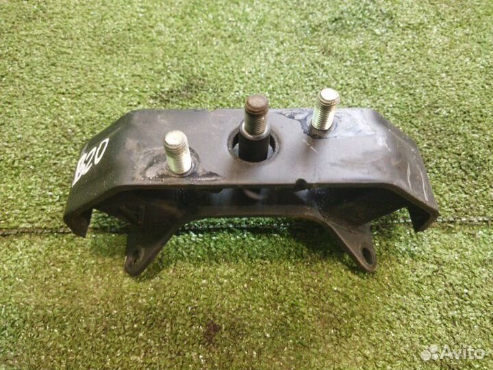 Подушка кпп Subaru Forester SJ5 FB20