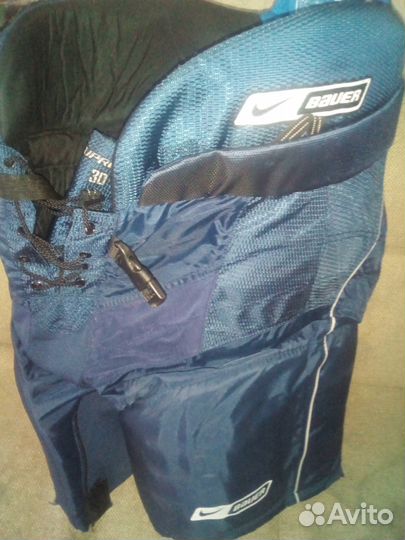 Продам хоккейную форму на 13-15 лет