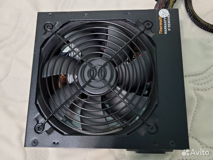 Блок питания Thermaltake 650w