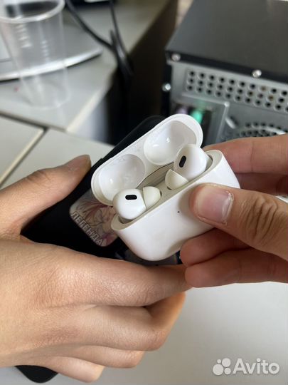 AirPods Pro (2-го поколения) MagSafe