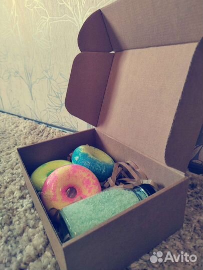 Подарочный бокс