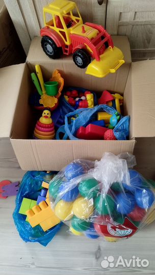 Игрушки для малышей бу