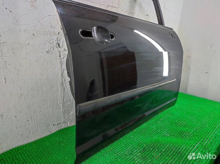 Дверь передняя правая Nissan Tiida 2008