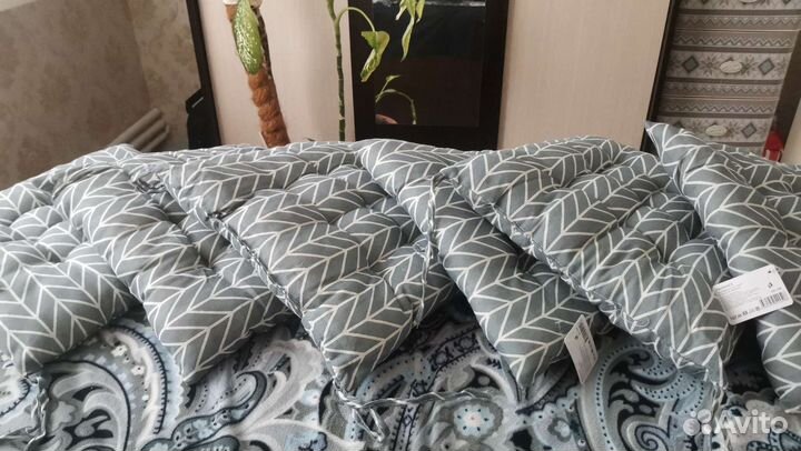 Подушки на стулья