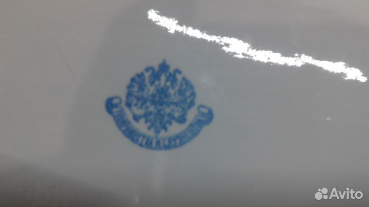 Блюдо клеймо клеймо М.С.Кузнецова.19 век