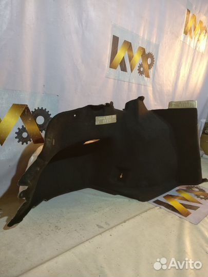 Лексус ES 2018- Обшивка багажника левая 11799