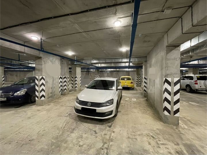 Машиноместо, 17 м²