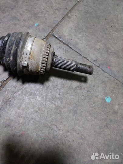 Привод передний правый Nissan Almera Classic