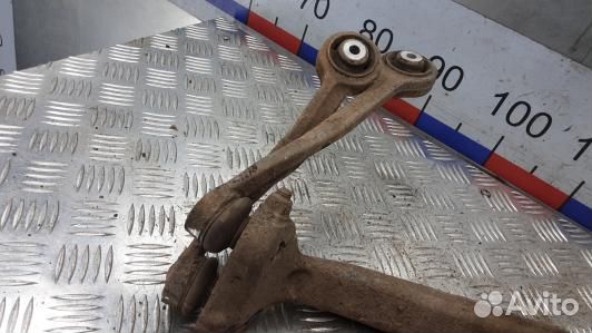 Ступица передняя правая audi A5 1 (4AD17N901)