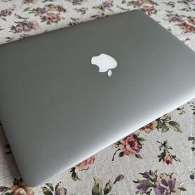 Apple MacBook Air 13 (2017)