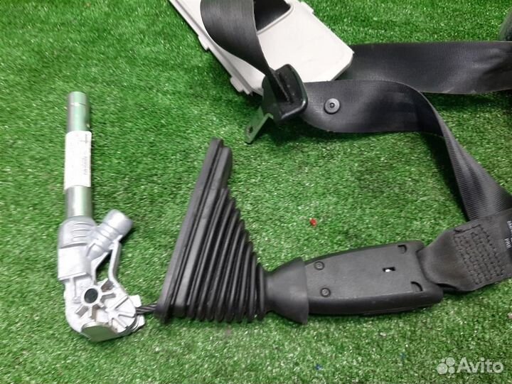 Ремень безопасности передний правый Nissan Qashqa