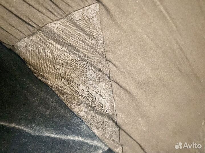 Черное коктельное платье, Франция