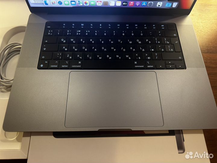 MacBook Pro 16 2021 M1 Pro 16GB/512SSD/101ц