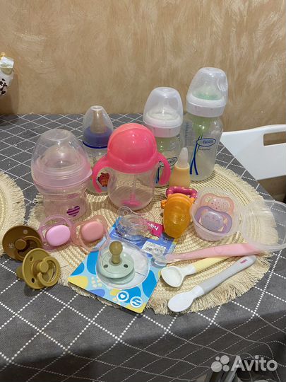 Детские бутылочки и соски