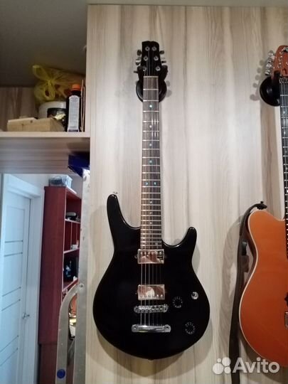 Чорная гитара