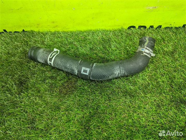 Патрубок радиатора передний Toyota Corolla Fielder