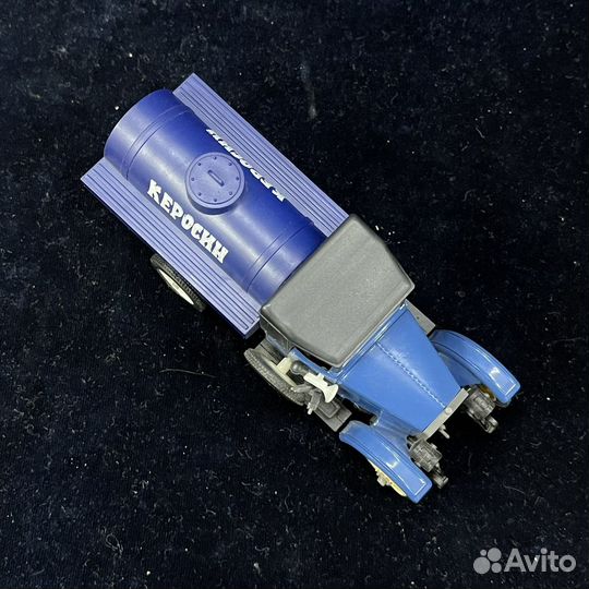 Модель Моделька машина 1:43 Амо Ф15 Керосин Арек