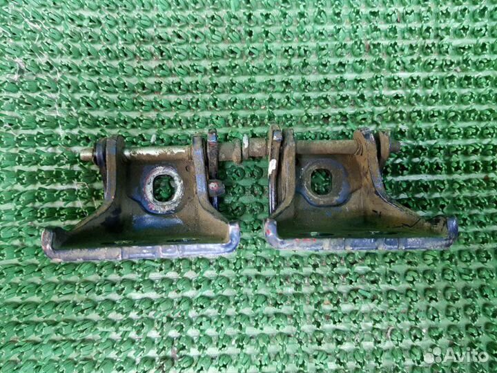 Петли дверей передние левые Peugeot 307 3A/C NFU