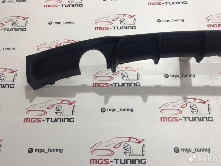 Диффузор BMW F30 M-Performance 1x1 черный мат